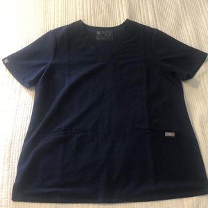 FIGS Casma Three-Pocket Scrub Top